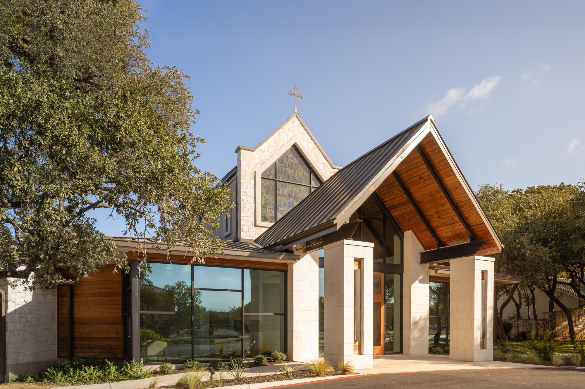 Pugh-Constructors-San-Antonio-General-Contractor-WoodLandChurch-Sanctuary_Renovation-5